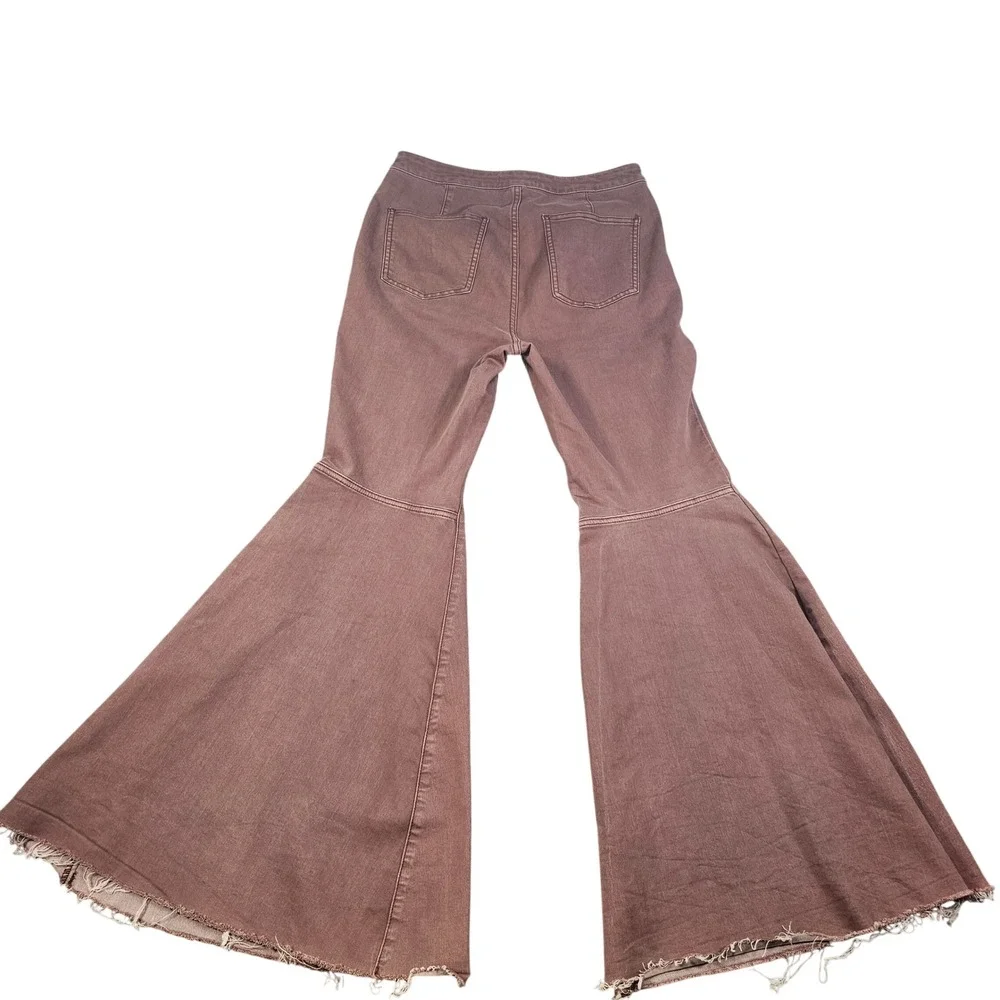 We The Free Free People Just Float On Flare Jeans Brown  High Rise  31 Raw Hem